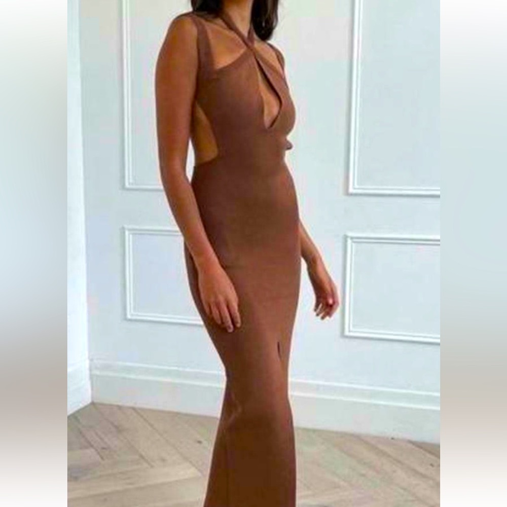 San Sloane Celia Midi Dress